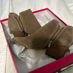 Vince Camuto booties